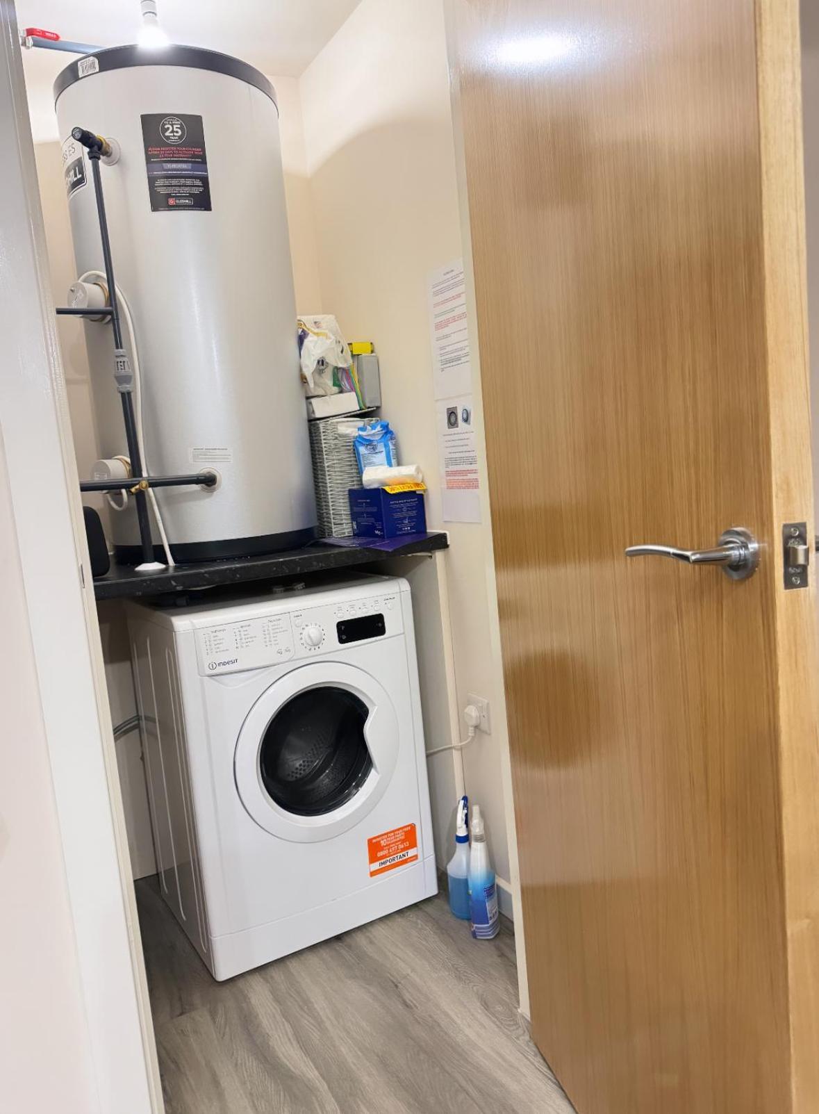 Luxury 2 Bedroom Apartment In Manchester City Centre - Free Parking المظهر الخارجي الصورة