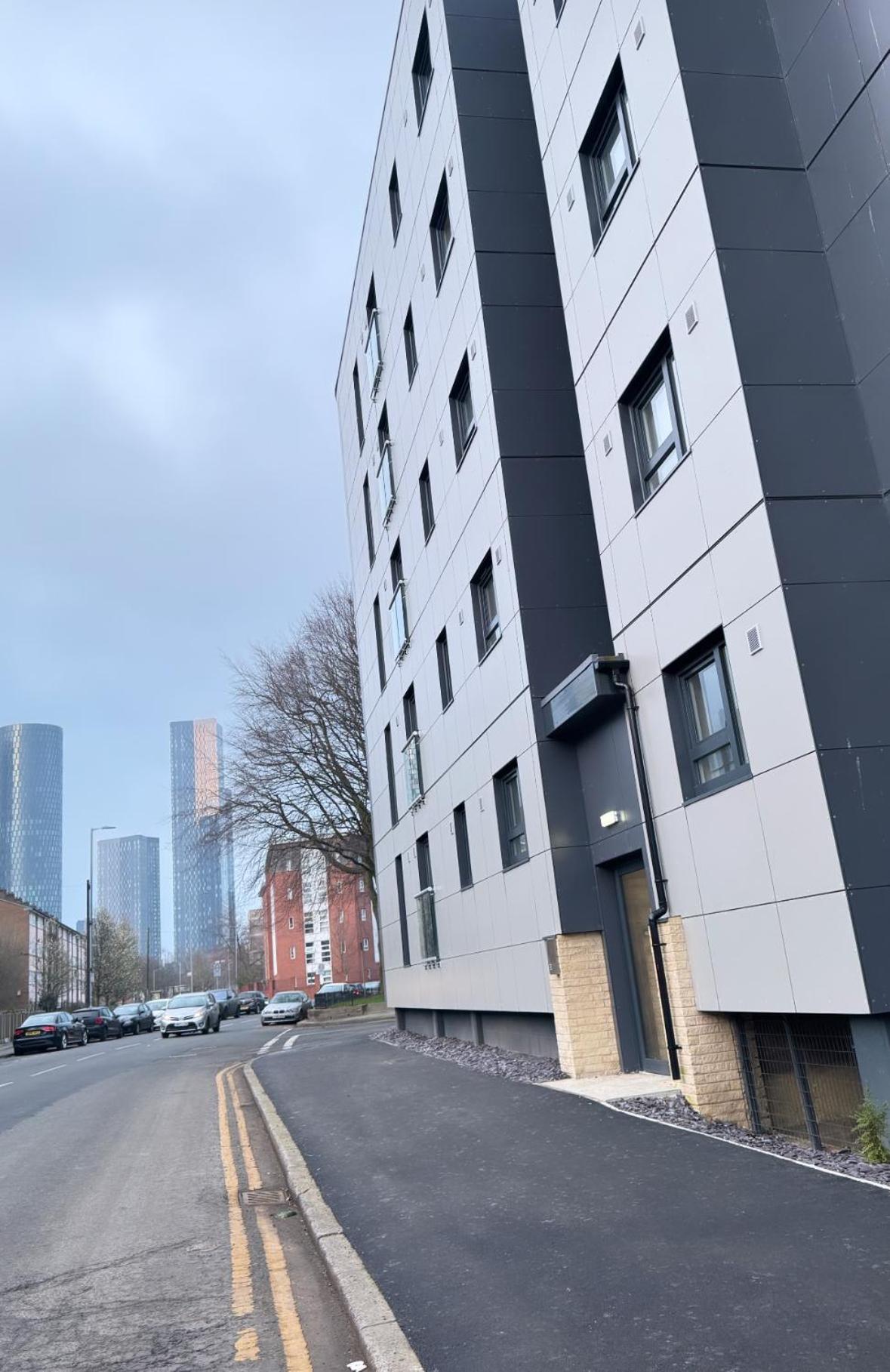 Luxury 2 Bedroom Apartment In Manchester City Centre - Free Parking المظهر الخارجي الصورة