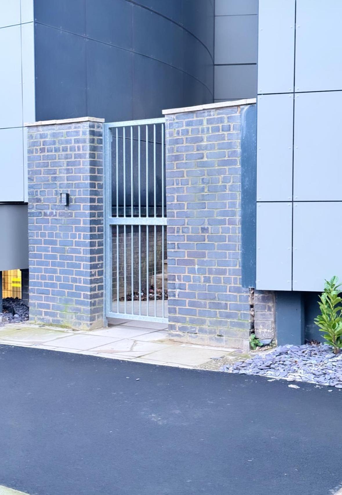 Luxury 2 Bedroom Apartment In Manchester City Centre - Free Parking المظهر الخارجي الصورة